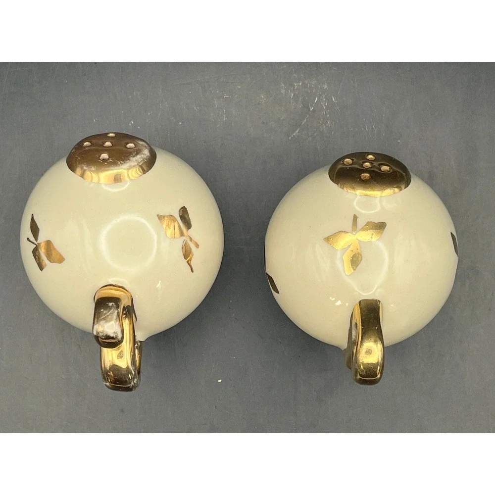 Vtg Ceramic White Salt & Pepper Shakers w/ Gold Leaves &‎ Handles- Ball-Shaped